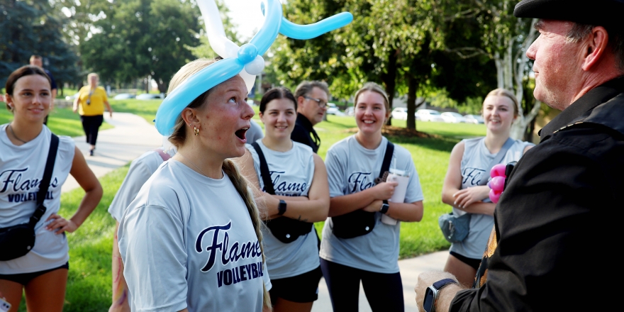 Students enjoy activities during Welcome Days at College of Saint Mary