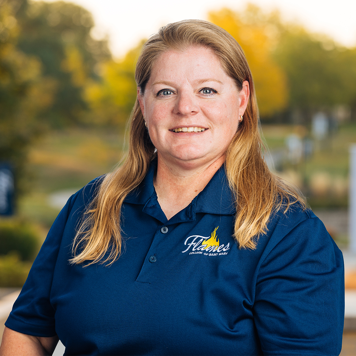 Headshot image of Carolyn Bray.