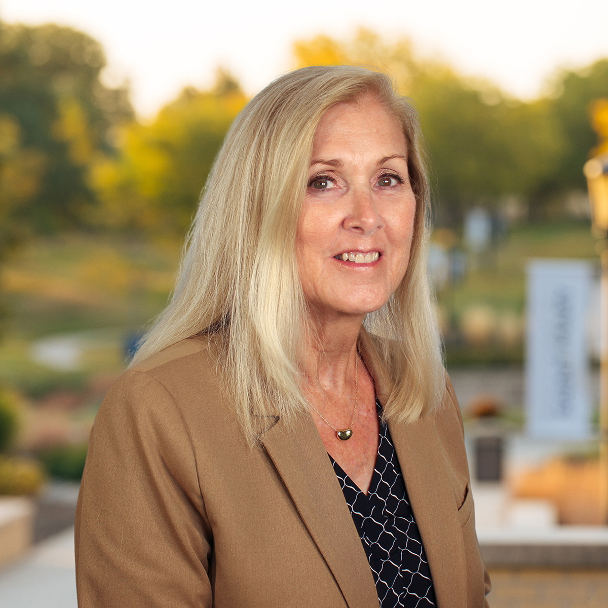 Headshot image of Laura Tatten.