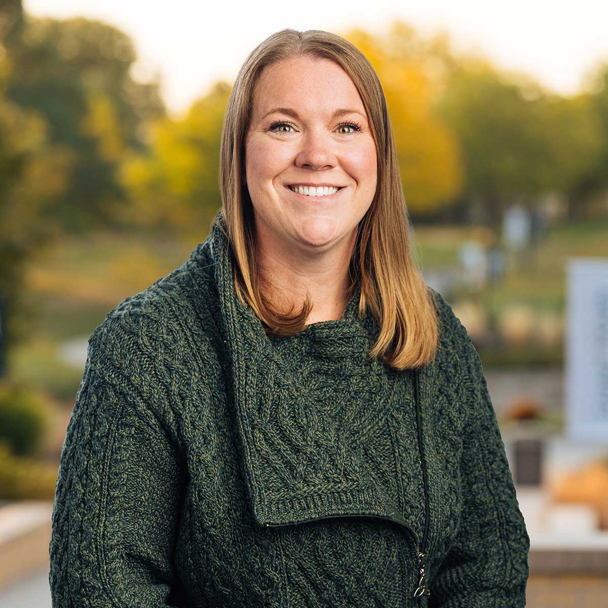 Headshot image of Heather Stigge.