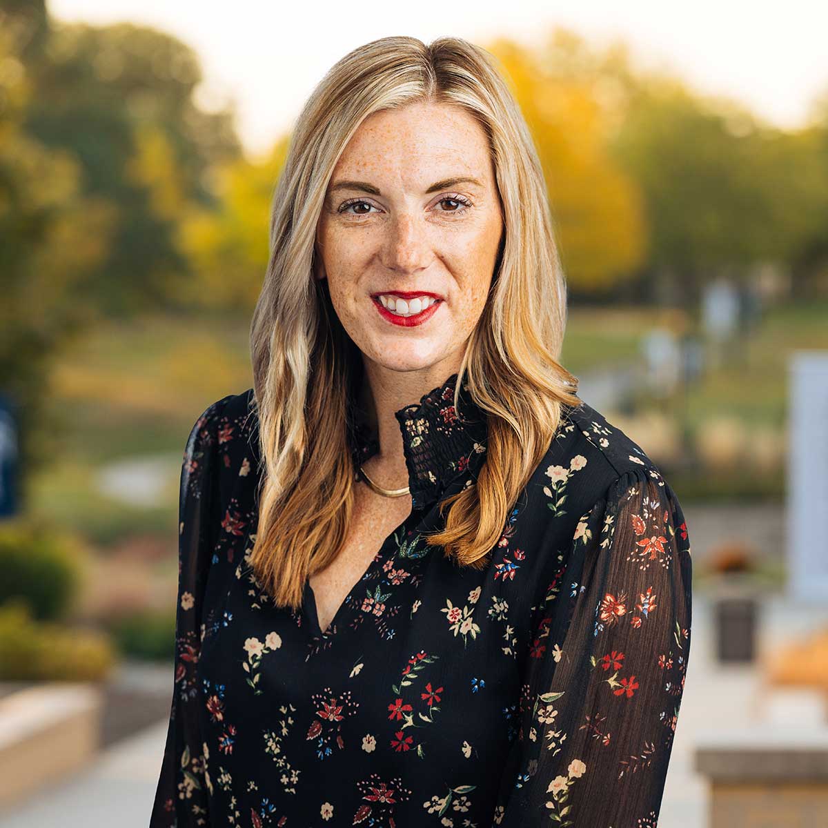Headshot image of Lindsey Kaiser.