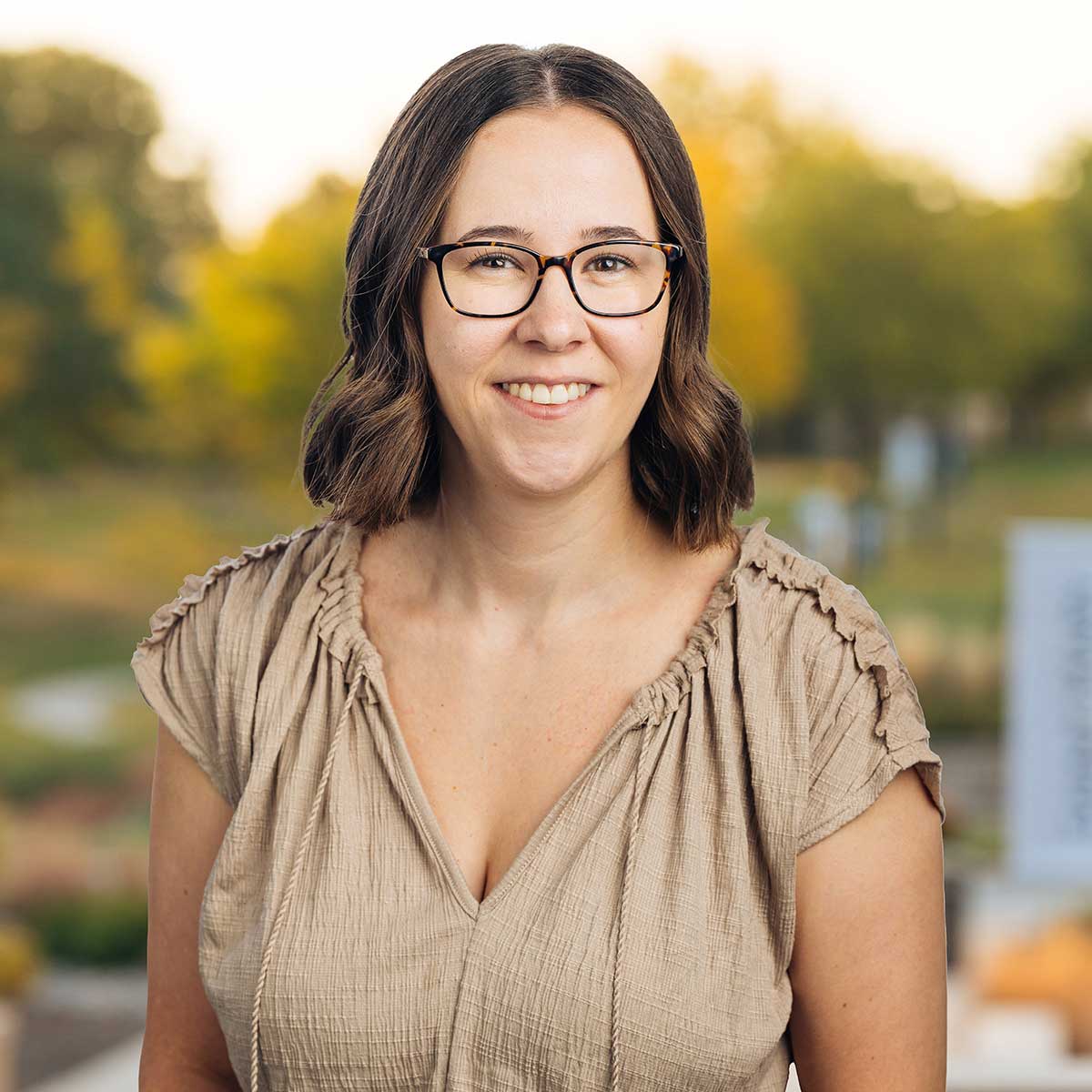 Headshot image of Mia Jackson.