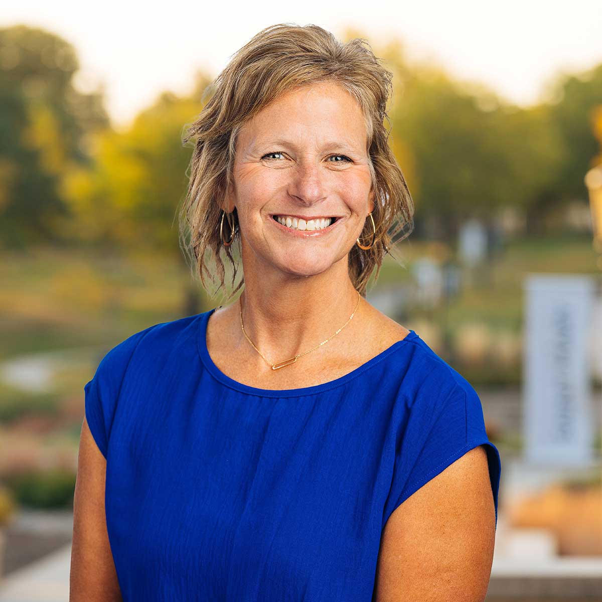 Headshot image of Terri Campbell.